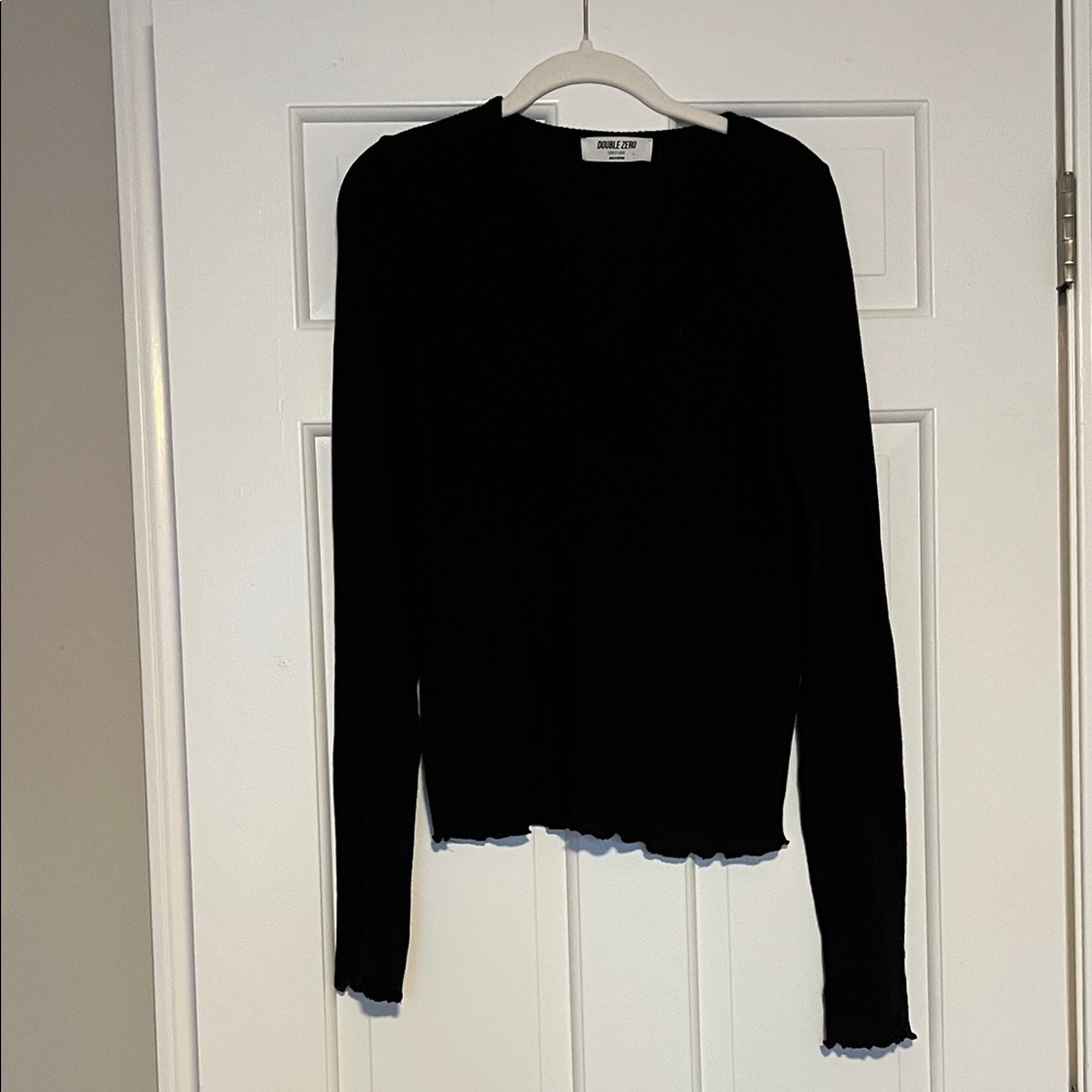 Double Zero Black Long Sleeve Top